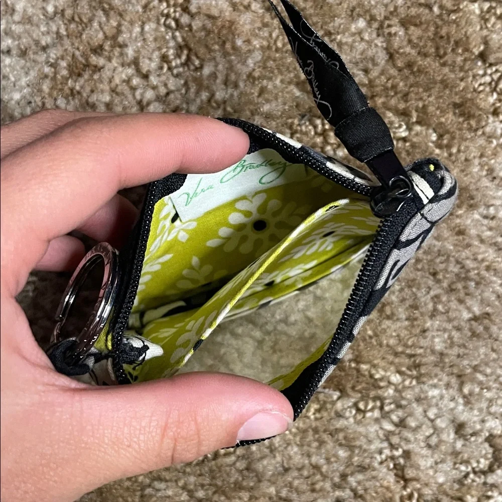 Vera‎ Bradley ID Holder - Picture 5 of 5